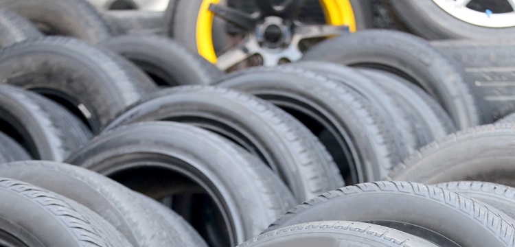 毒物有很多種，毒理學(xué)檢測是如何知道哪種毒物 ?在毒性測試方面，AI 已經(jīng)完勝動物，是否意味著 AI 已可以實(shí)現(xiàn)對動物實(shí)驗(yàn)的替代 